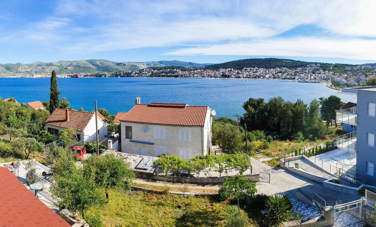 Villa Uno Trogir Buitenkant foto