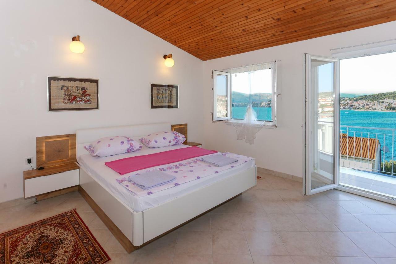 Villa Uno Trogir Buitenkant foto